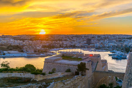 Sunset over Sliema, Maltaの写真素材