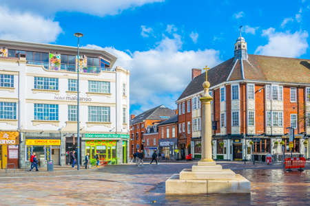 LEICESTER, UNITED KINGDOM, APRIL 10, 2017: Saint nicholas square in Leicester, Englandのeditorial素材