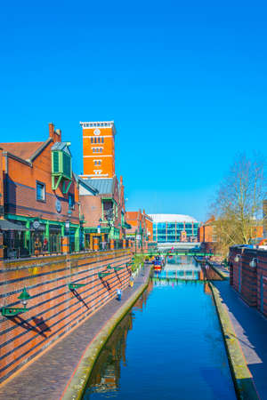BIRMINGHAM, UNITED KINGDOM, APRIL 9, 2017: Restaurant alongside a water channel in the central Birmingham, Englandのeditorial素材