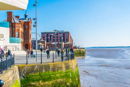 LIVERPOOL, UNITED KINGDOM, APRIL 7, 2017: View of the kings parade in docklands of Liverpool, Englandのeditorial素材