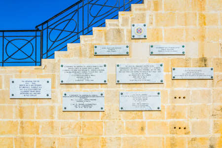 VALLETTA, MALTA, MAY 2, 2017: Memorial Plaque commemorating siege of Malta during the second world war, Valletta.のeditorial素材