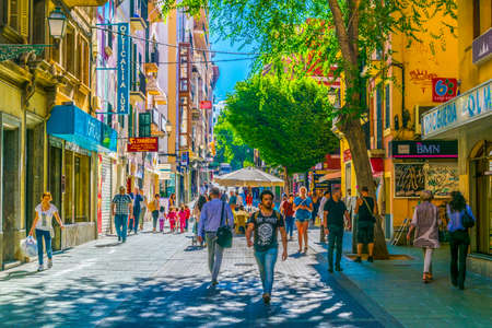 PALMA DE MALLORCA, SPAIN, MAY 18, 2017:View of a narrow street in the historical center of Palma de Mallorca, Spainのeditorial素材