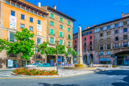 PALMA DE MALLORCA, SPAIN, MAY 18, 2017: View of an obelisk on Placa del rei joan carles I in the historical center of Palma de Mallorca, Spainのeditorial素材