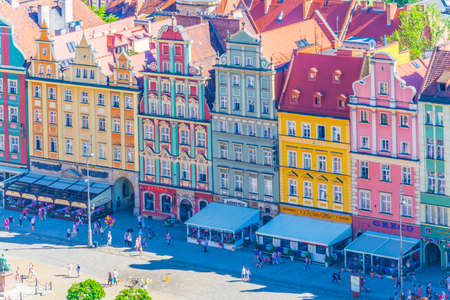 WROCLAW, POLAND, MAY 28, 2017: Colourful houses at Rynek, the picturesque square in central Wroclaw, Polandのeditorial素材