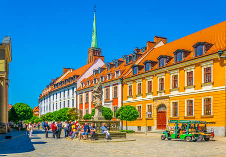 WROCLAW, POLAND, MAY 28, 2017: Cathedral square in central Wroclaw, Polandのeditorial素材