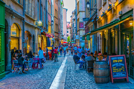 LYON, FRANCE, JULY 23, 2017: People are strolling through the old town of lyon during sunset, Franceのeditorial素材