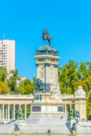 The Monument to King Alfonso XII is located in Buen Retiro Park, Madrid, Spain.のeditorial素材