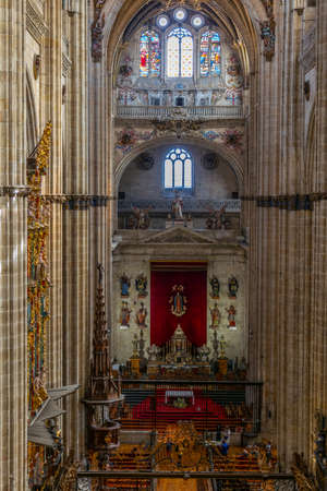 SALAMANCA, SPAIN, OCTOBER 5, 2017: Interior of the Cathedral at Salamanca, Spainのeditorial素材