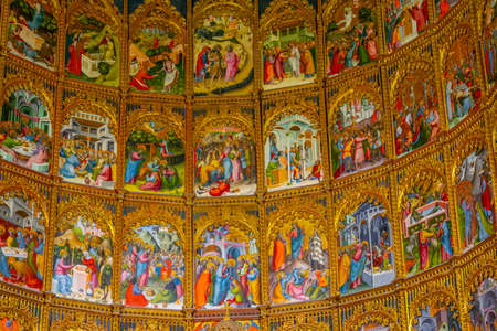 SALAMANCA, SPAIN, OCTOBER 5, 2017: Interior of the Cathedral at Salamanca, Spainのeditorial素材