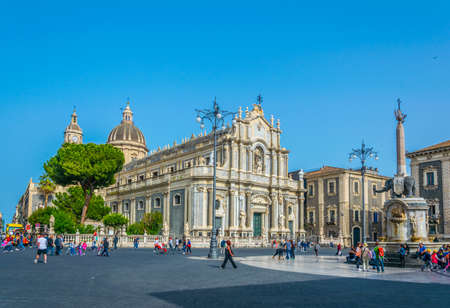 CATANIA, ITALY, APRIL 27, 2017: View of piazza duomo dominated by the cathedral of saint agatha in Catania, Sicily, Italyのeditorial素材