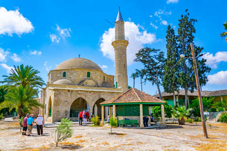 LARNACA, CYPRUS, APRIL 9, 2018: Hala Sultan Tekessi mosque near Larnaca, Cyprusのeditorial素材
