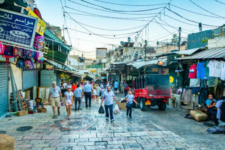 JERUSALEM, ISRAEL, SEPTEMBER 7, 2018: People are passing through Damascus gate in Jerusalem, Israelのeditorial素材