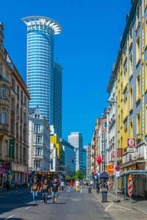 FRANKFURT, GERMANY, AUGUST 18, 2018: Tourists are strolling through financial center of Frankfurt, Germanyのeditorial素材