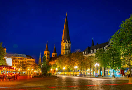 BONN, GERMANY, AUGUST 12, 2018: Night view of Munsterplatz in the center of Bonn, Germanyのeditorial素材
