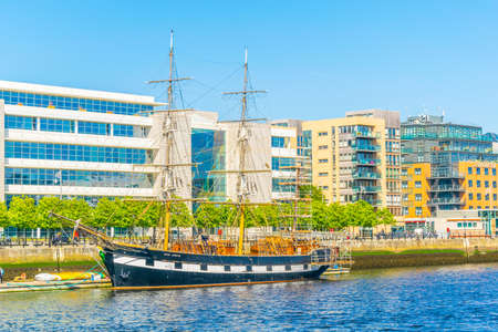Jeanie Johnston ship mooring alongside river Liffey in Dublin, Irelandのeditorial素材