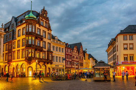 TRIER, GERMANY, AUGUST 14, 2018: Sunset view of Hauptmarkt square in trier, Germanyのeditorial素材