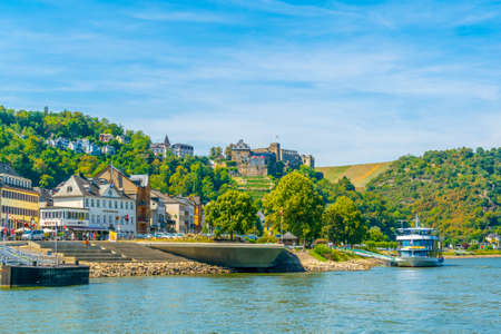 ST. GOAR, GERMANY, AUGUST 16, 2018: View of riverside promenade at St. Goar, Germanyのeditorial素材