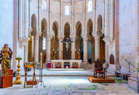 ALCOBACA, PORTUGAL, MAY 28, 2019: Interior of church in the Alcobaca monastery, Portugalのeditorial素材