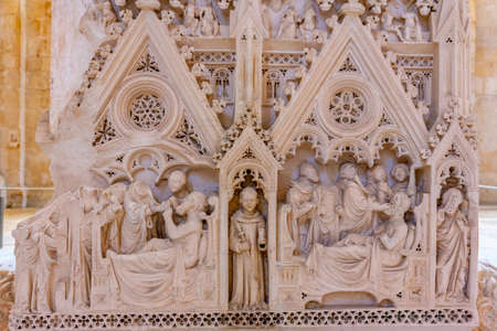 ALCOBACA, PORTUGAL, MAY 28, 2019: Royal tomb at the Alcobaca monastery, Portugalのeditorial素材