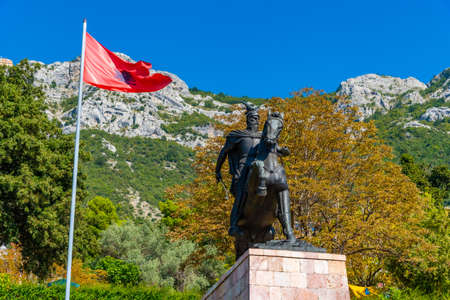 Skanderbeg statue at Kruja, Albaniaのeditorial素材