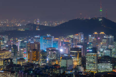 Night view of Namsan tower overlooking downtown Seoul, Republic of Koreaの写真素材
