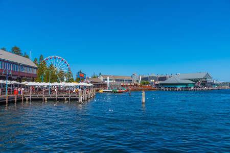 FREMANTLE, AUSTRALIA, JANUARY 19, 2020: Fishing boat harbor in Fremantle, Australiaのeditorial素材