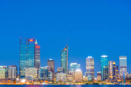 PERTH, AUSTRALIA, JANUARY 18, 2020: Night view of Perth across Swan river, Australiaのeditorial素材