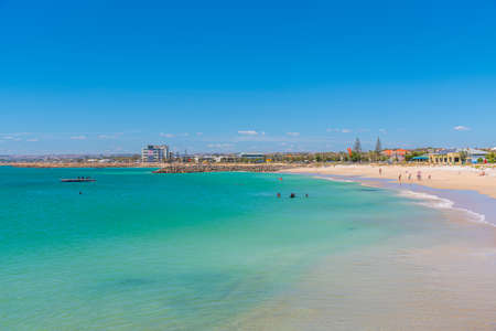 GERALDTON, AUSTRALIA, JANUARY 12, 2020: Cityscape with a beach at Geraldton, Australiaのeditorial素材