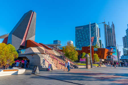 PERTH, AUSTRALIA, JANUARY 18, 2020: People are strolling through Yagan square in Perth, Australiaのeditorial素材