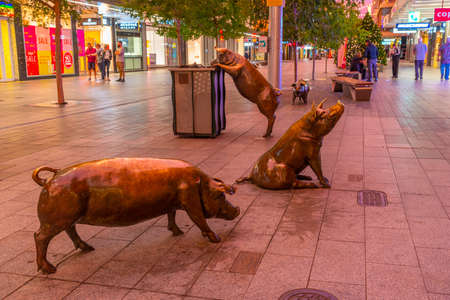 ADELAIDE, AUSTRALIA, JANUARY 5, 2020: A day out Statue at Rundle Mall street in center of Adelaide, Australiaのeditorial素材