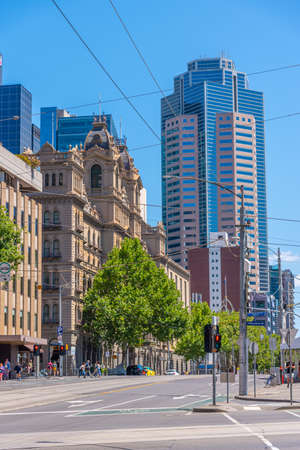 MELBOURNE, AUSTRALIA, JANUARY 1, 2020: Windsor hotel in center of Melbourne, Australiaのeditorial素材
