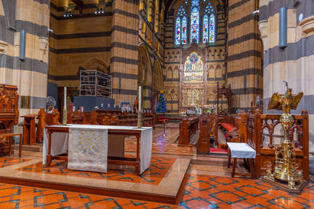MELBOURNE, AUSTRALIA, DECEMBER 31, 2019: Interior of Saint Paul cathedral in Melbourne, Australiaのeditorial素材