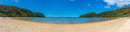 ABEL TASMAN, NEW ZEALAND, FEBRUARY 6, 2020: Bark bay at Abel Tasman national park in New Zealandのeditorial素材