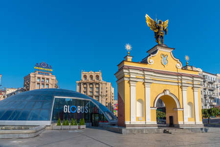 KYIV, UKRAINE, AUGUST 31, 2019: Liadski gate at Maidan Nezalezhnosti square in Kyiv, Ukraineのeditorial素材
