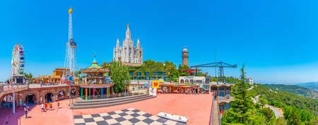 BARCELONA, SPAIN, JUNE 29, 2019: People are strolling through Tibidabo amusement park in Barcelona, Spainのeditorial素材