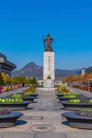 Statue of Admiral Yi Sun Shin in Seoul, Republic of Koreaのeditorial素材