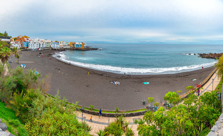 Playa Maria Jimenez at Puerto de la Cruz, Tenerife, Canary islands, Spain.の写真素材