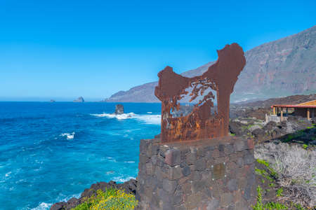 Landscape of El Hierro island viewed from a costal path connecting La Maceta and Punta Grande, Canary islands, Spain.のeditorial素材