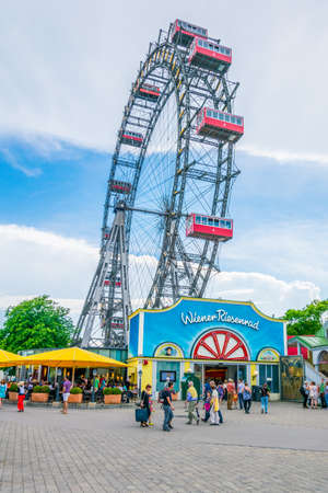 VIENNA, AUSTRIA, JUNE 2016: People are enjoying view of vienna from the riesenrad ferris wheel in the prater amusement park in Vienna, Austria.のeditorial素材