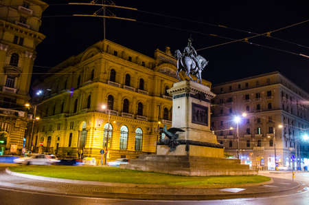 NAPOLI, ITALY, JULY 1, 2014. Night view over traffic in front of the university in italian Naples.のeditorial素材
