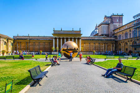 VATICAN, VATICAN, JUNE 1, 2014: People are relaxing in parc complex inside vatican museums.のeditorial素材