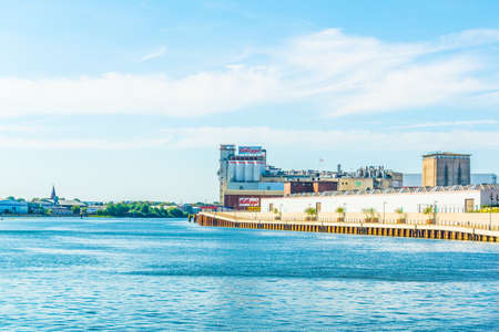 BREMEN, GERMANY, AUGUST 30, 2016: View of a Kelloggs factory next to the weser river in Bremen, Germany.のeditorial素材