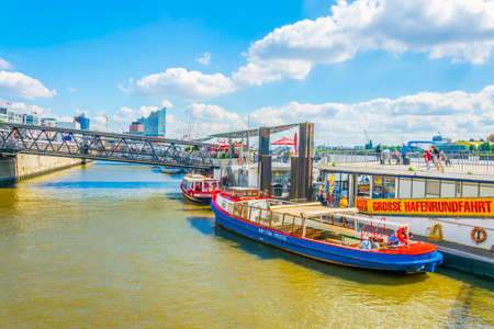 HAMBURG, GERMANY, AUGUST 29, 2016: View of the elbe riverside in the old port of Hamburg, Germany.のeditorial素材