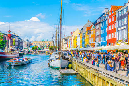 COPENHAGEN, DENMARK, AUGUST 21, 2016: View of old Nyhavn port in the central Copenhagen, Denmark.のeditorial素材