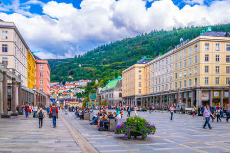 BERGEN, NORWAY, AUGUST 22, 2016: People are passing through city center of the norwegian city Bergen.のeditorial素材