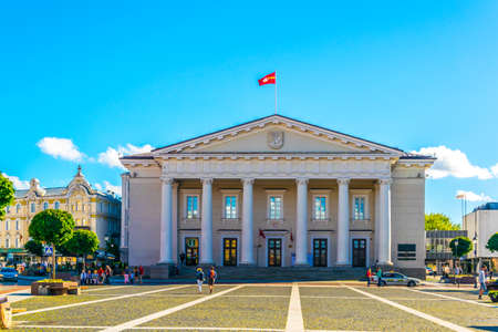 VILNIUS, LITHUANIA, AUGUST 14, 2016: People are in front of the town hall of the lithuanian capital Vilnius, Lithuaniaのeditorial素材