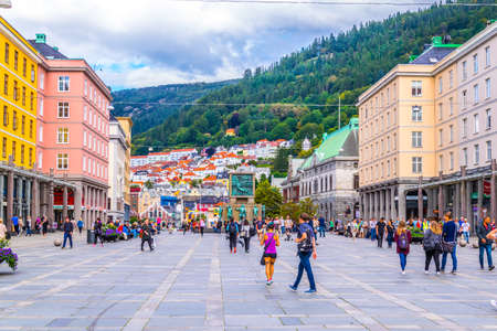 BERGEN, NORWAY, AUGUST 22, 2016: People are passing through city center of the norwegian city Bergen.のeditorial素材