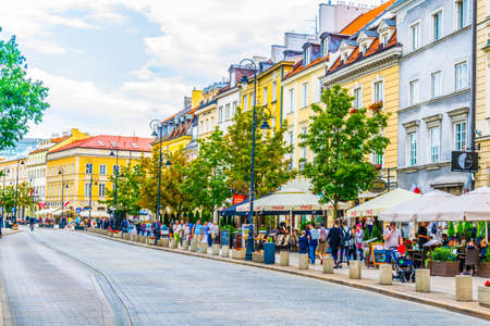 WARSAW, POLAND, AUGUST 12, 2016: People are strolling through the krakowskie przedmiescie street in Warsaw, Polandのeditorial素材