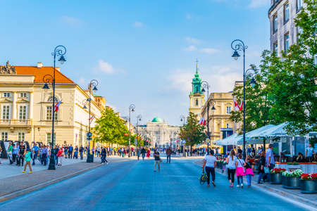 WARSAW, POLAND, AUGUST 13, 2016: People are strolling through the krakowskie przedmiescie street in Warsaw, Polandのeditorial素材