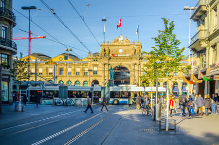 ZURICH, SWITZERLAND, OCTOBER 25, 2015: Traffic and shopping mall on Bahnhofstrasse in Zurich, Switzerland. Bahnhofstrasse is one of the most expensive shopping streets in the world.のeditorial素材